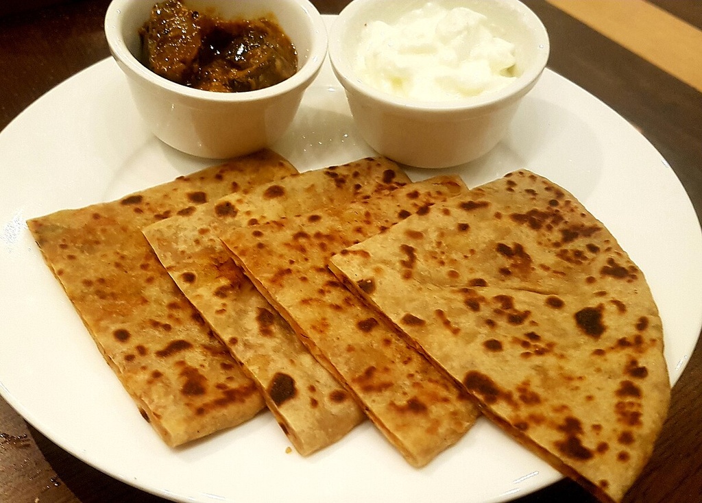 Lacha PAROTA (Main)